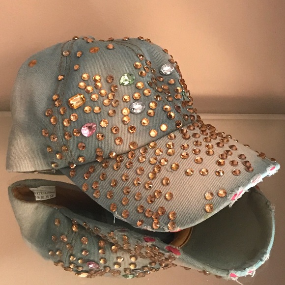 NWOT Distressed look denim baseball cap w/rhinestones - Picture 6 of 6